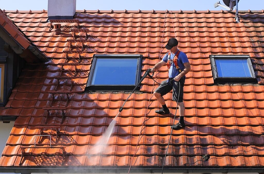 Clogged Gutter Cleaning Tips